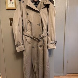 Worthington Classic Tan Trench Coat